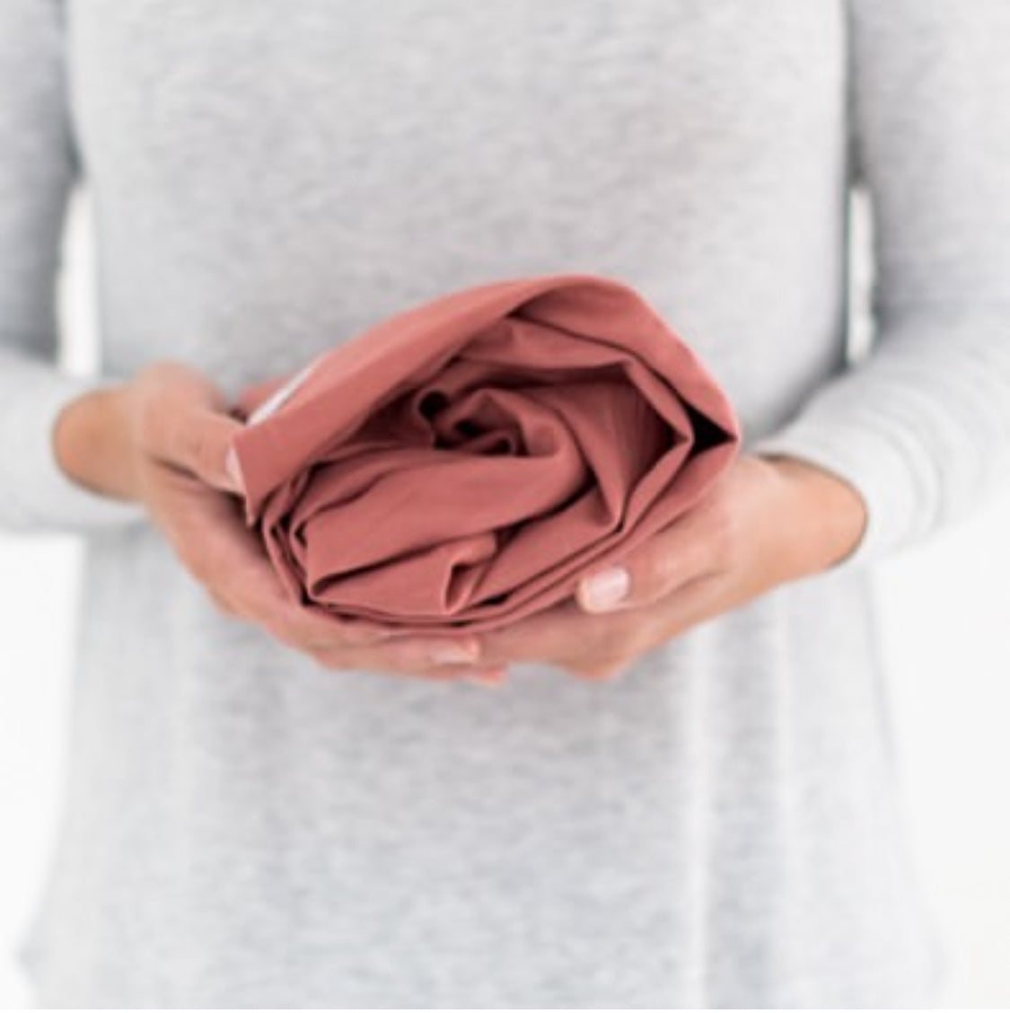 Ring Sling - Grapefruit Linen - Zozinette Baby Carriers
