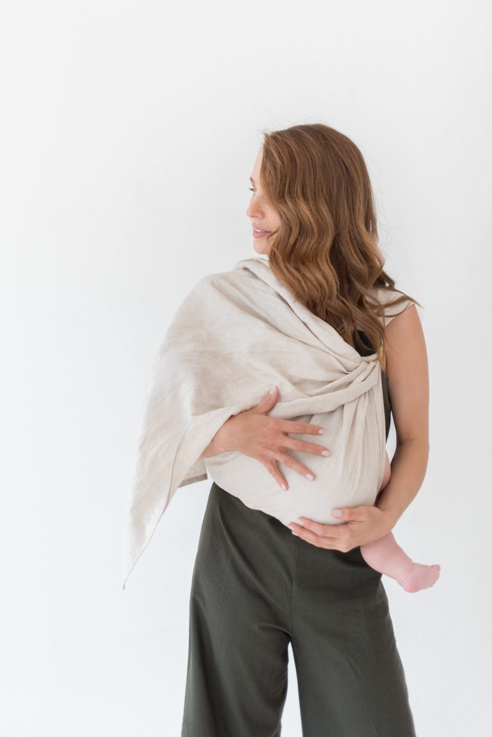breastfeeding in a ring sling
