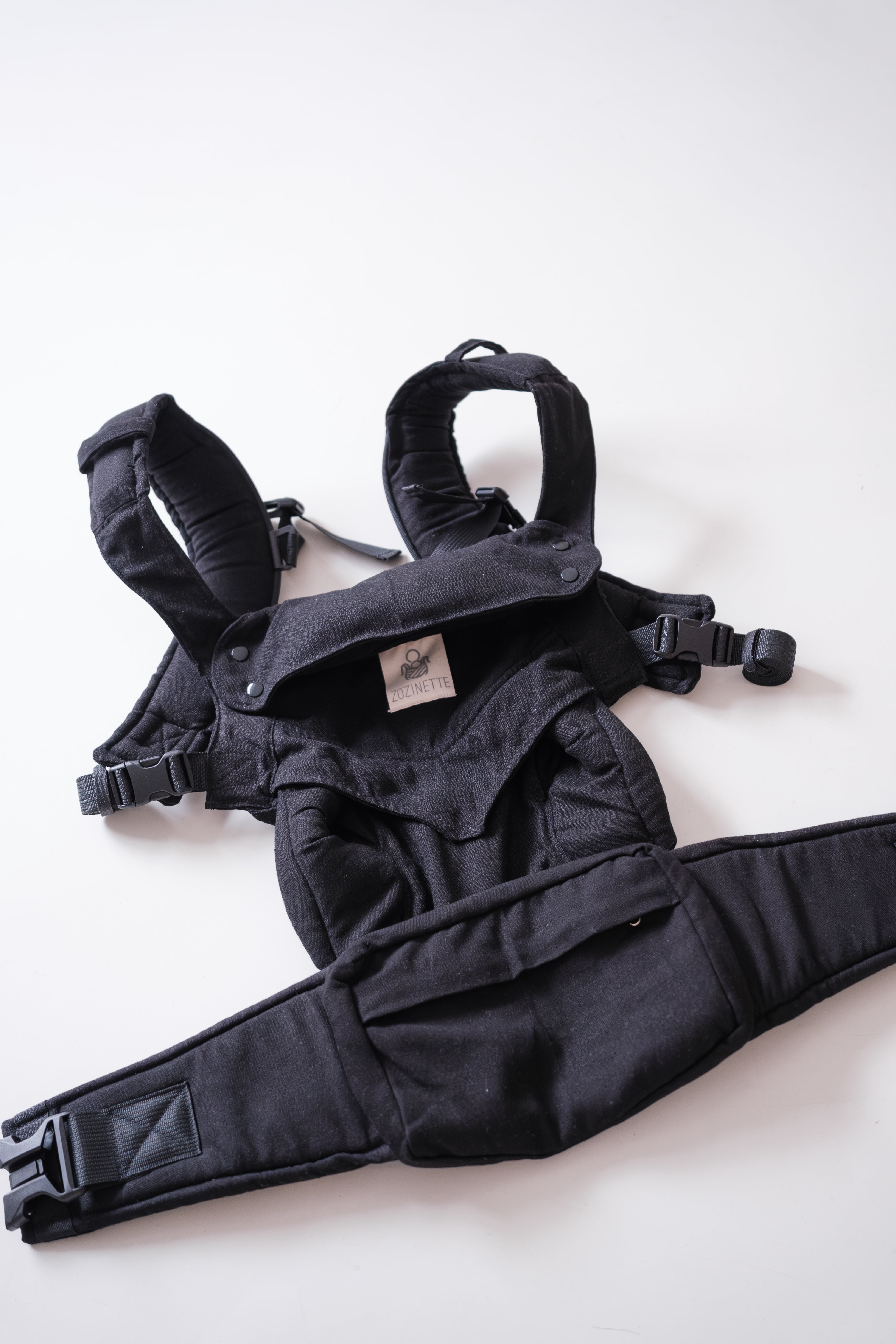 FLEXI PLUS Baby Carrier – Black Hemp – Zozinette Baby Carriers